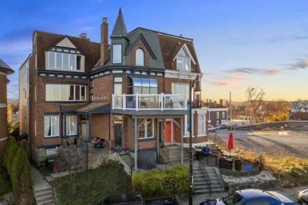 Charming Studio-Panoramic View-Your Pittsburgh Sanctuary Exterior foto