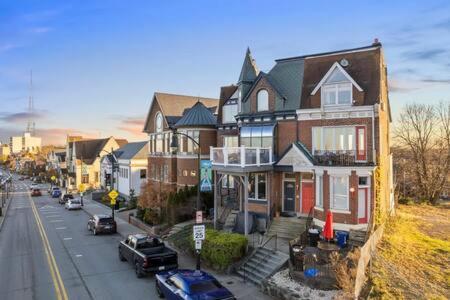 Charming Studio-Panoramic View-Your Pittsburgh Sanctuary Exterior foto