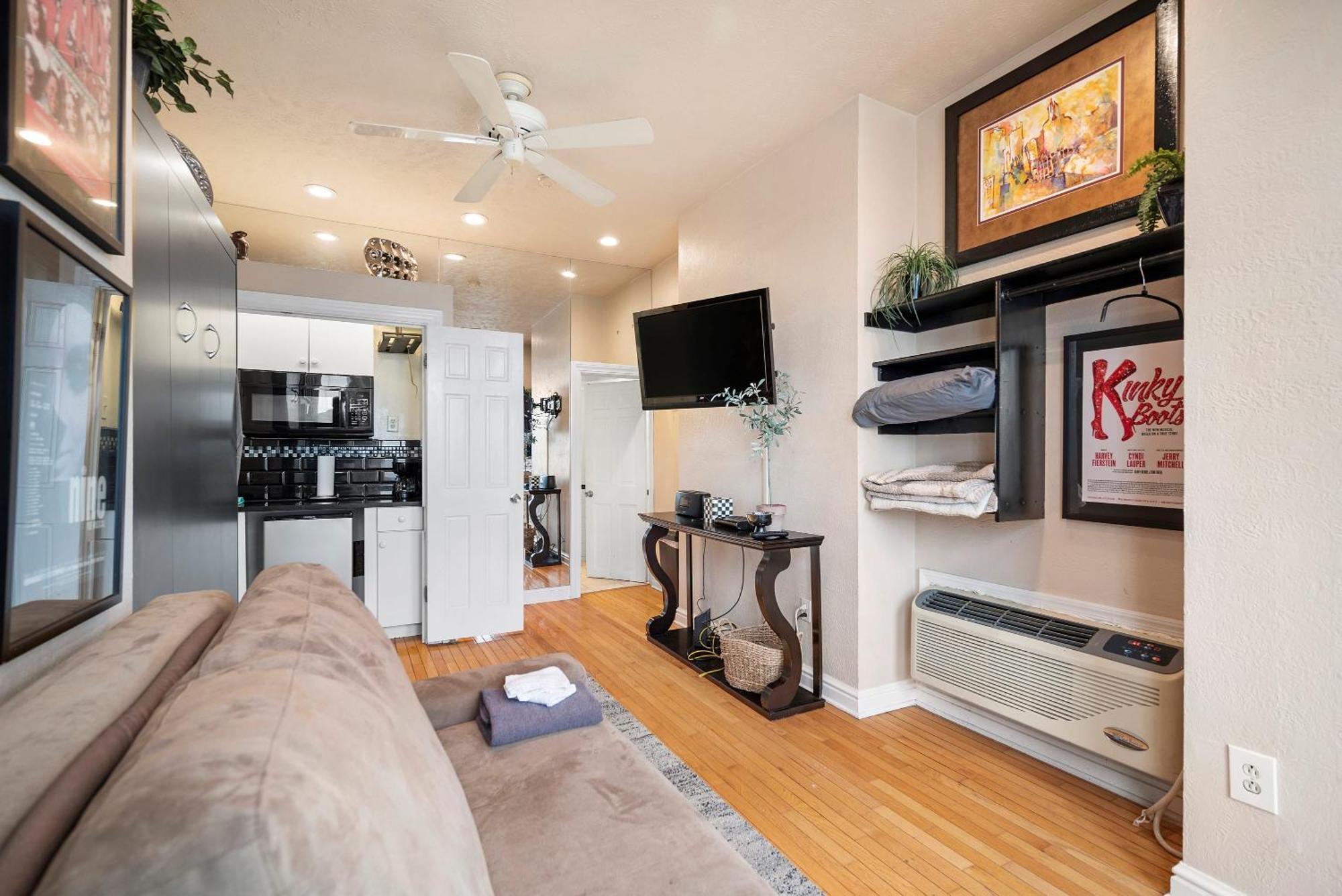 Charming Studio-Panoramic View-Your Pittsburgh Sanctuary Exterior foto